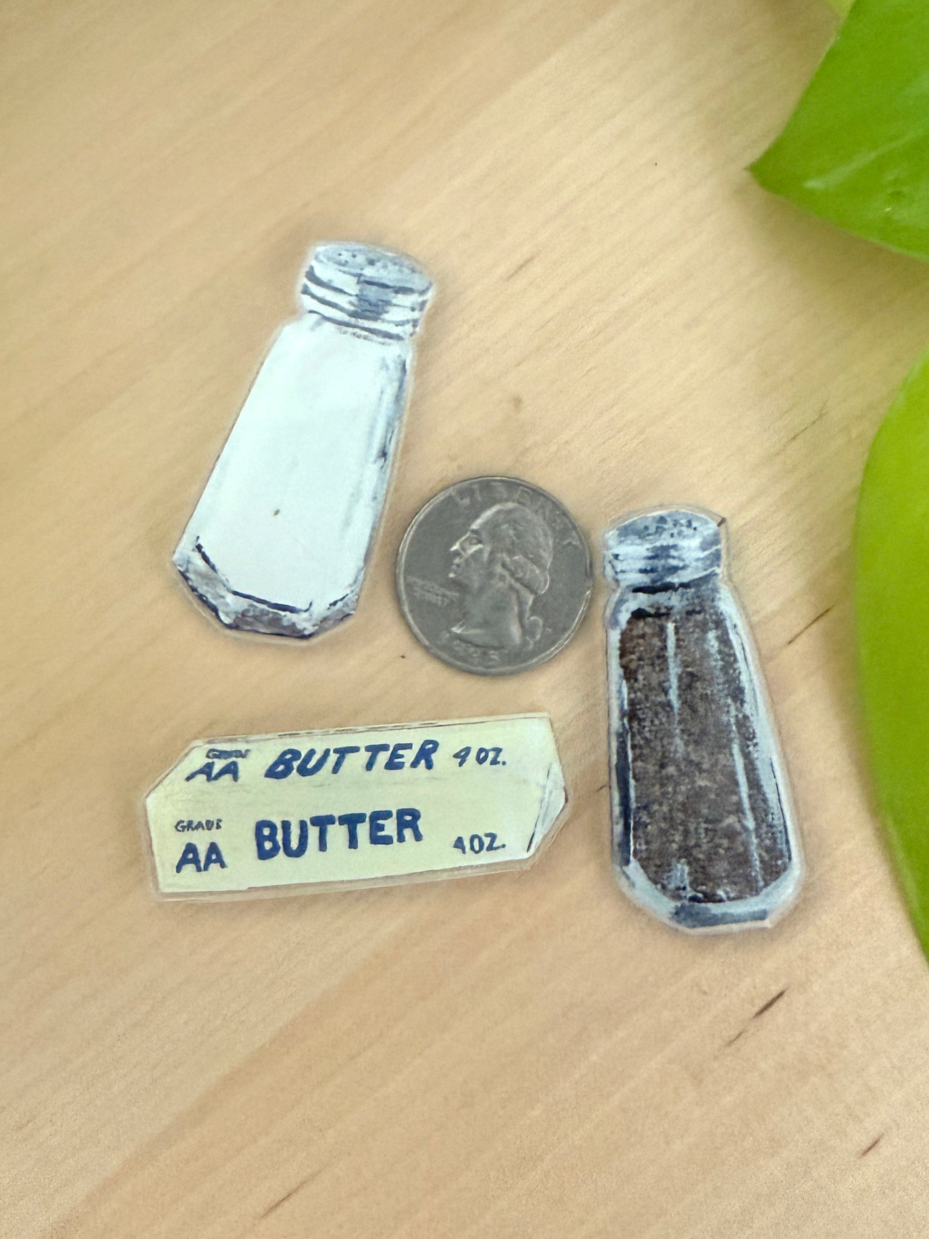 Magnet: Salt and Pepper Shakers